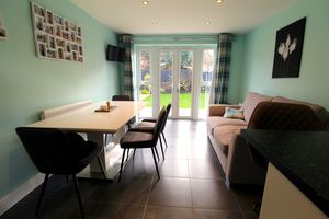 Kitchen/Diner- click for photo gallery